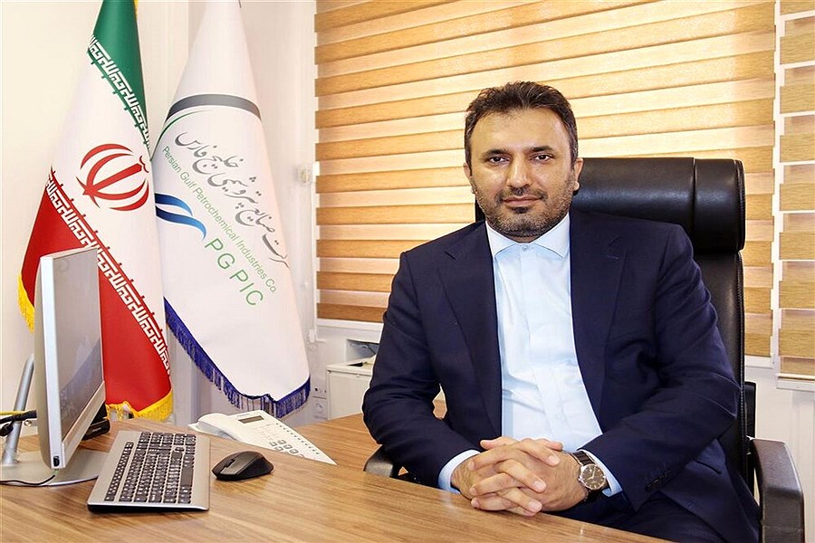 صولت مرتضوی معاون جدیدش را از  پتروشیمی خلیج فارس آورد