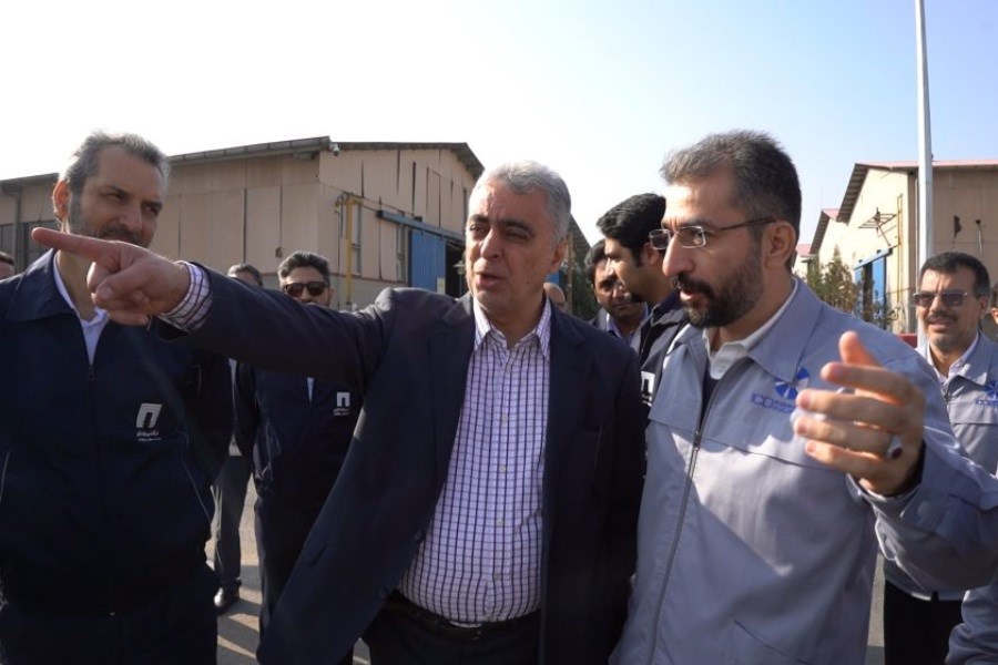 شرکت گسترش کاتالیست ایرانیان سیزده محصول جدید تولید و به بازار عرضه می کند