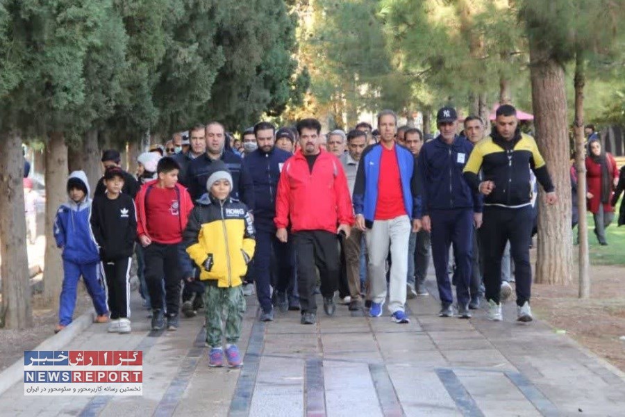 برگزاری همایش پیاده روی خانوادگی هفته بسیج به میزبانی باغ جنت