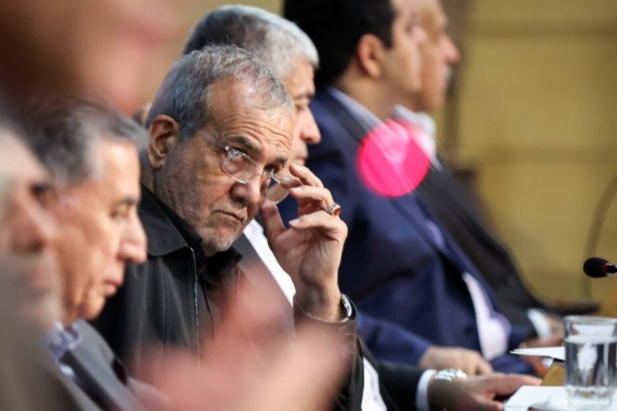 آیا به انتصابات دولت پزشکیان نمره قبولی می دهید؟