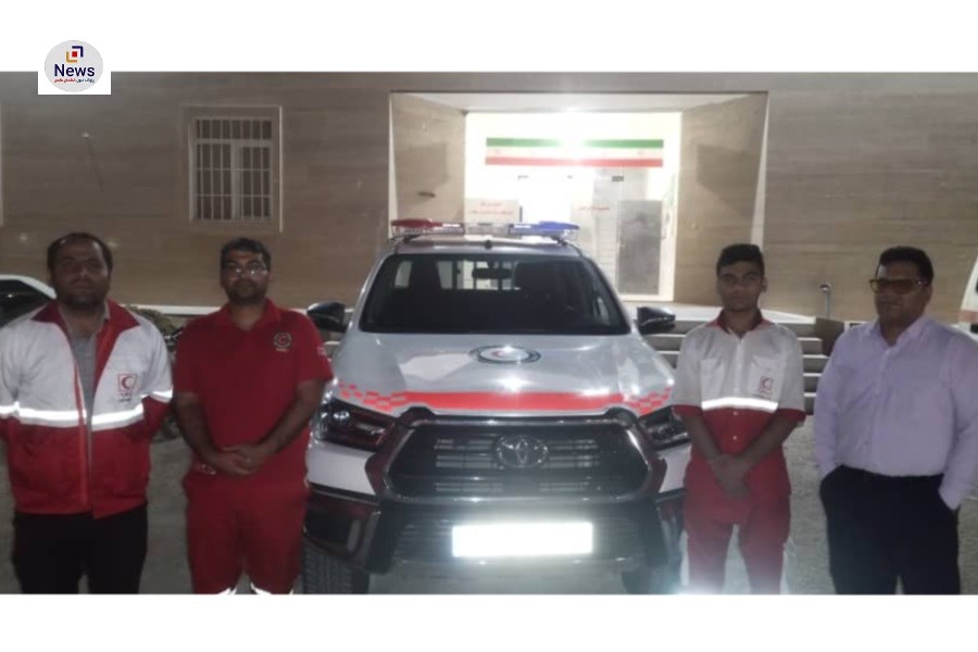 تجهیز هلال احمر شهرستان مهر به یک دستگاه تویوتا هایلوکس