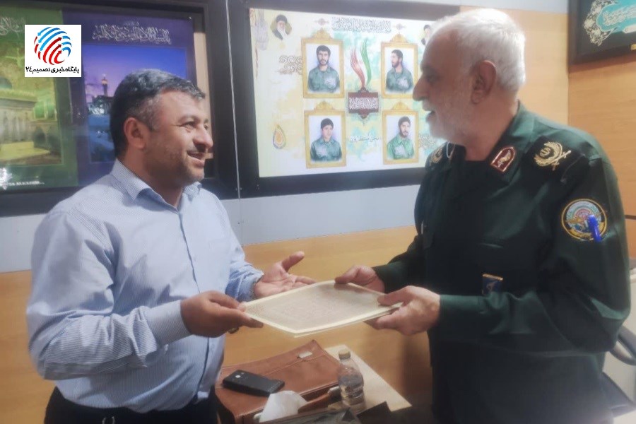 تجلیل از محمود صابری‌زاده؛ خبرنگار دفاع مقدس در استان فارس