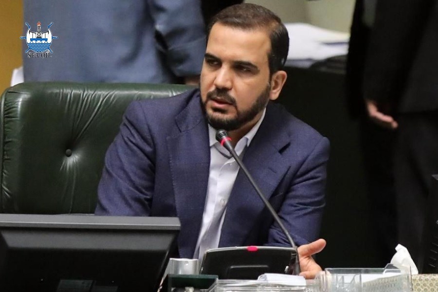 تصویر تورم بالا، مالیات افزوده و ابهام نفتی