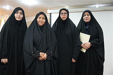 تصویر سفره امام رضا(ع) در پایتخت؛ گردهمایی خادمان آبشار عاطفه‌ها برای رفع محرومیت